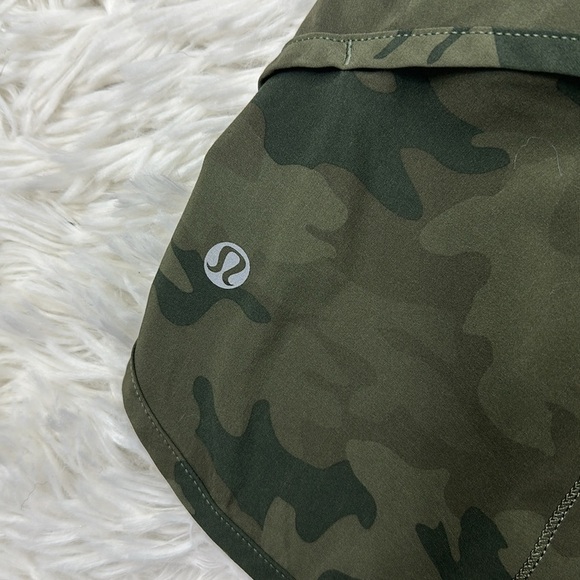Lululemon Run: Speed Short *4-way Stretch Savasana Camo 20cm Fatigue Green - Picture 5 of 6